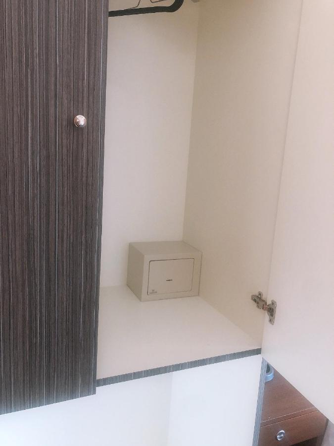 New Family Inn เปโร ภายนอก รูปภาพ